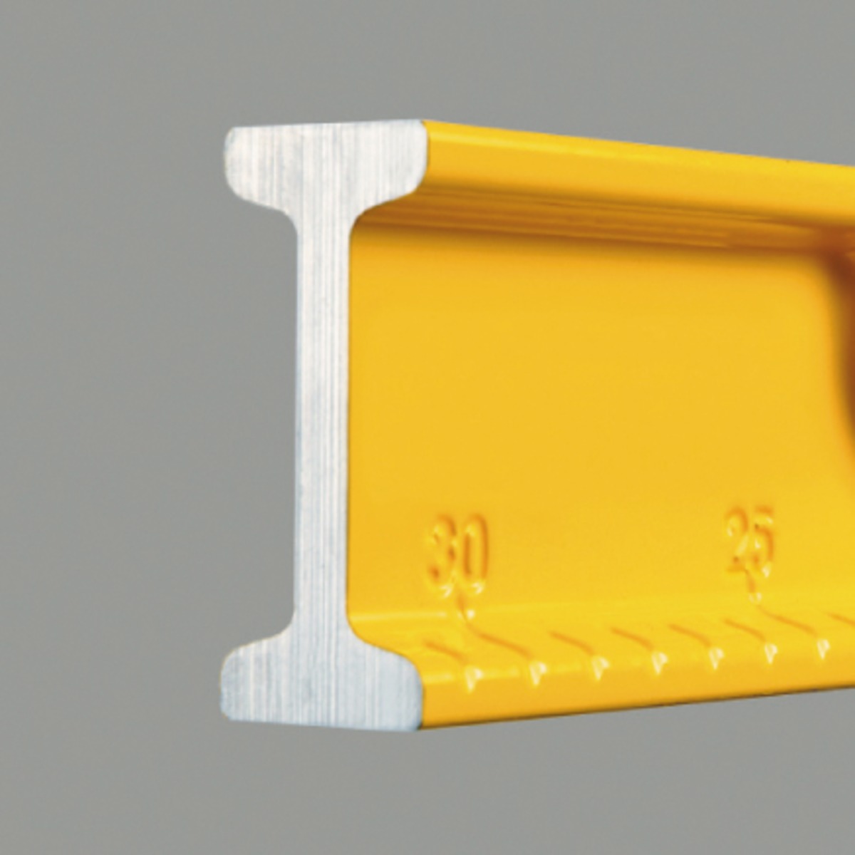 Уровень Stabila тип 82S, 80см литой профиль (1верт.,1гориз.,точн. 0,5мм/м)